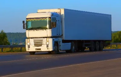 Antalya ile Urla Arası Öğrenci Eşyası Taşıma